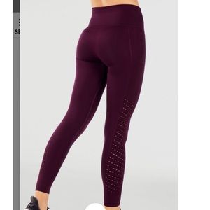 Fabletics Sync High-Waisted Perforated 7/8